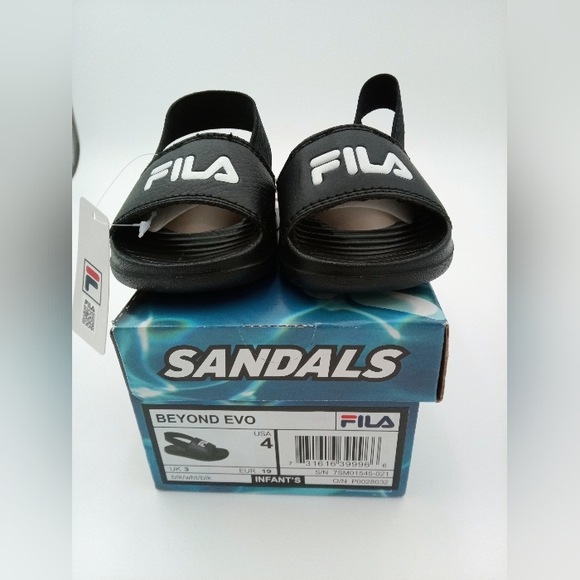 FILA Beyond Evo Black Sandals Infant Size 4 NIB - Picture 2 of 7